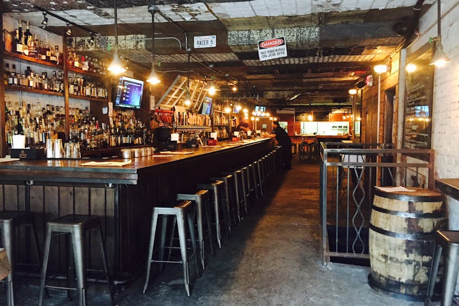 The Best Bars For Big Groups New York The Infatuation